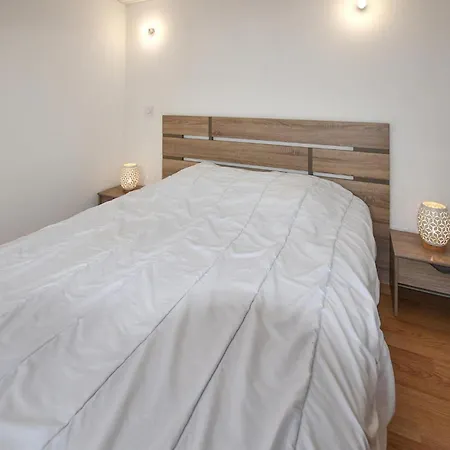 Awesome In With Kitchen Aigues-Mortes